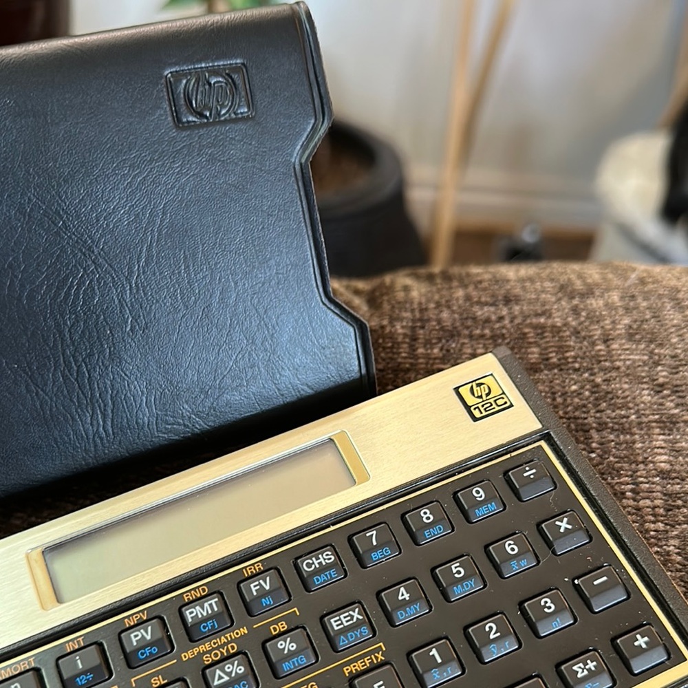HP Black and Gold Calculator with Case - Picture 4 of 5
